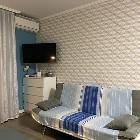 Alma Apartman *